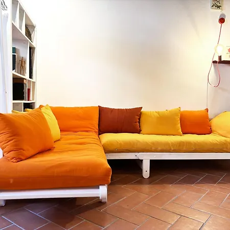 Apartment Colourful Cave In Centro Storico A By Tuscanywego