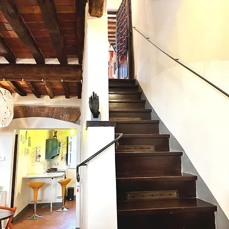 Colourful Cave A By Tuscanywego Apartman Lucca