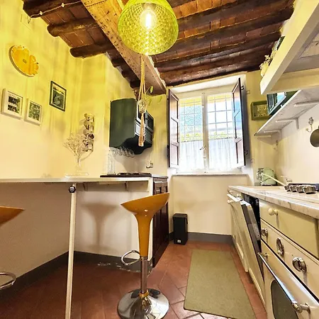 Colourful Cave In Centro Storico A By Tuscanywego