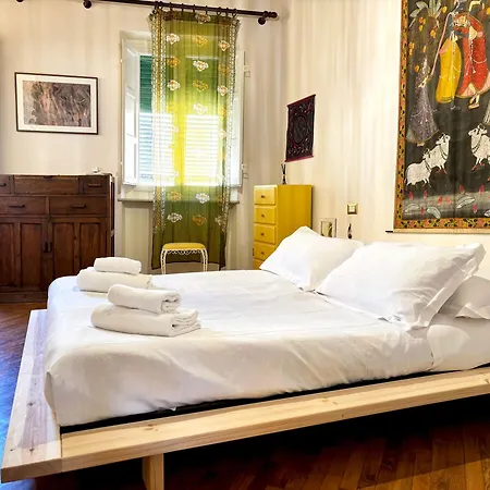 Colourful Cave In Centro Storico A By Tuscanywego Lucca